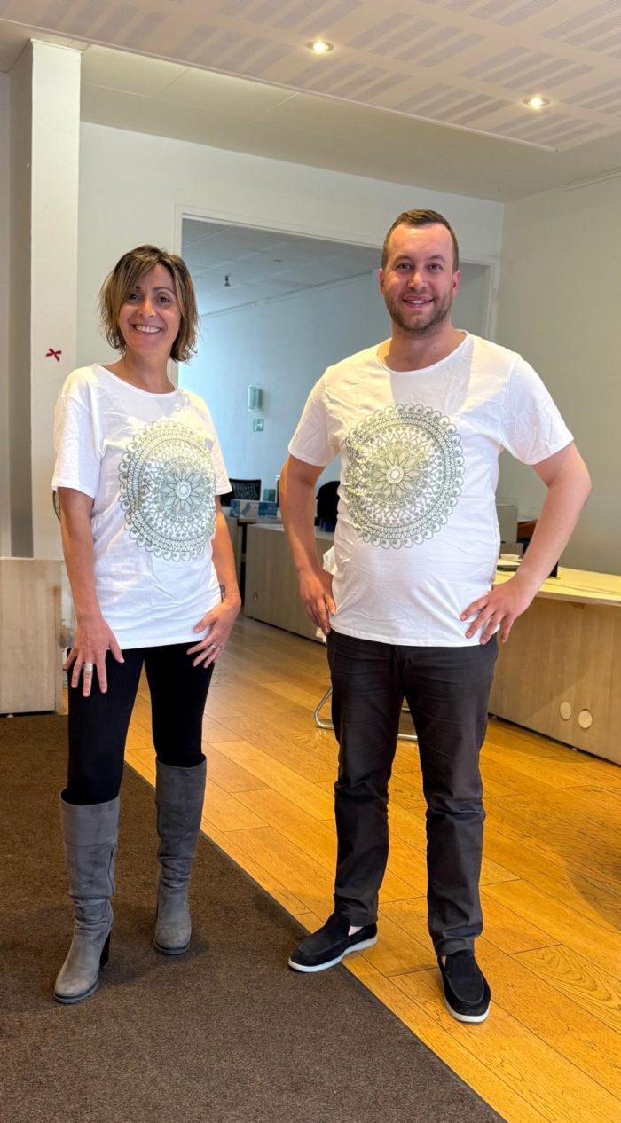 NEW BioSignature Heart Green Mandala Women/Men - White Organic Cotton Tee-Shirt, design by Doreya Karim - BioGeometry - (Copie) - Image 10