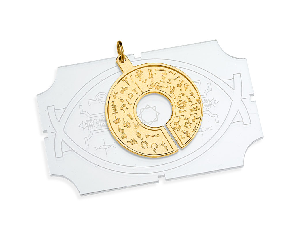 NEW BioSignatures 2,5 Micron Gold Plated Pendant – BioGeometry Europe